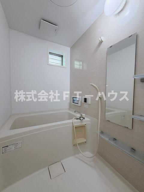 ルミノッソⅣの浴室