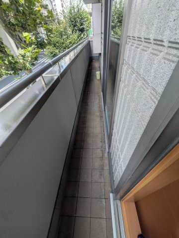 【バルコニー】