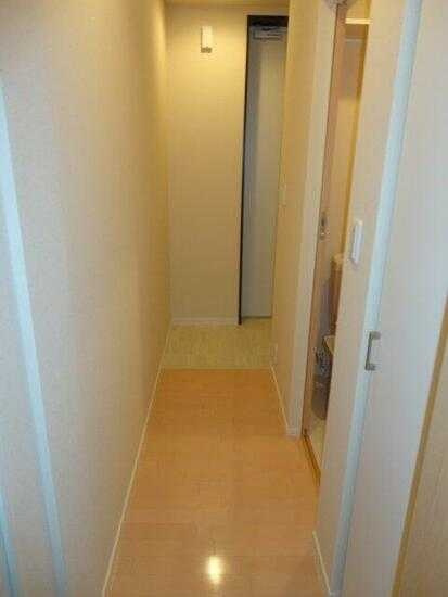 B-Flat の玄関