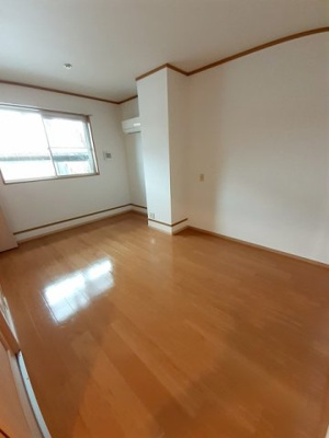 【内装】 | シュープリーム | 内装です
