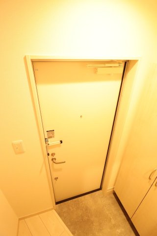 ミハス中野Ⅱの玄関