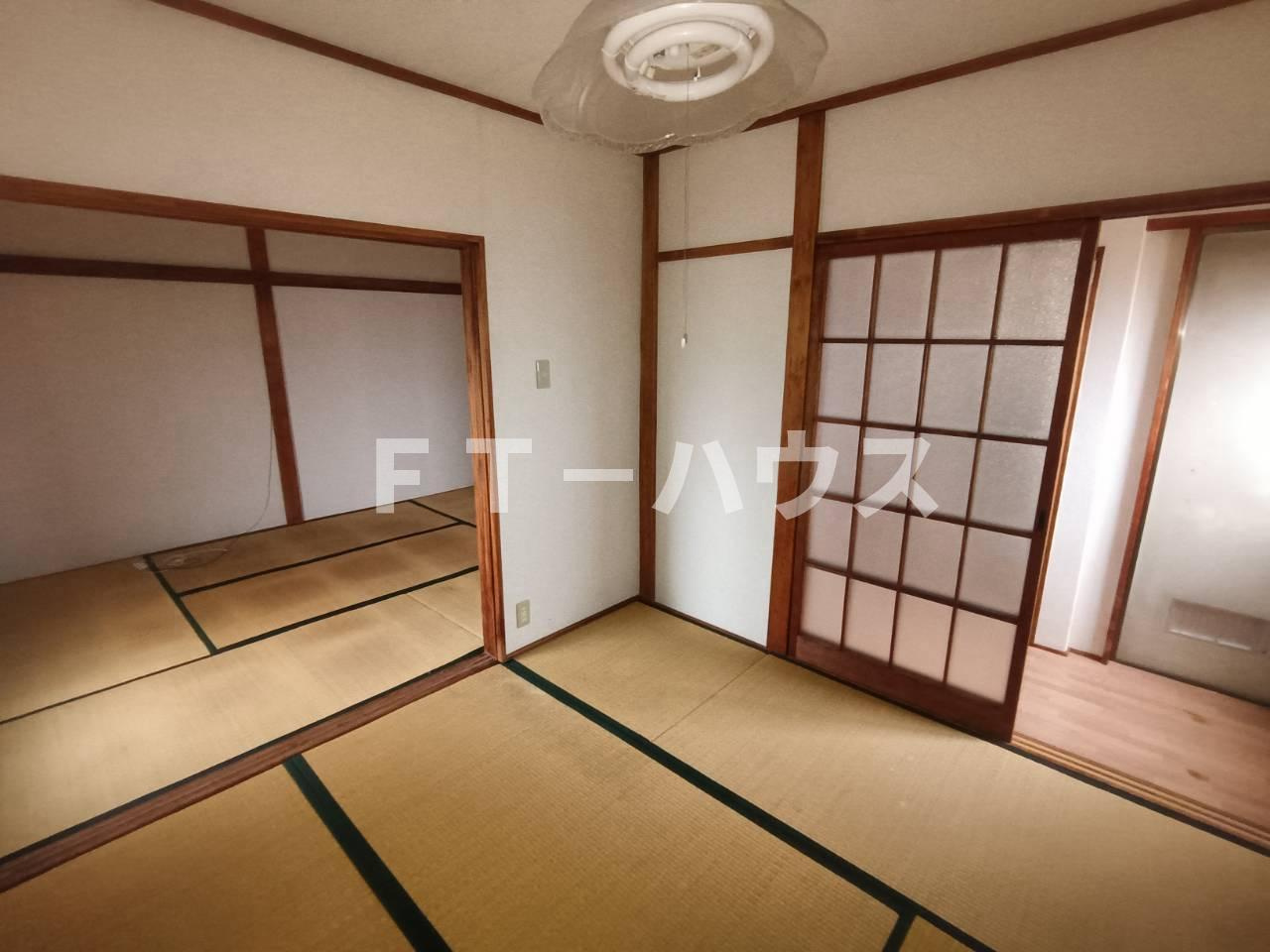 高塚新田R1貸家の寝室