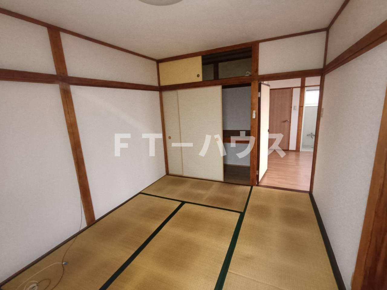 高塚新田R1貸家の和室