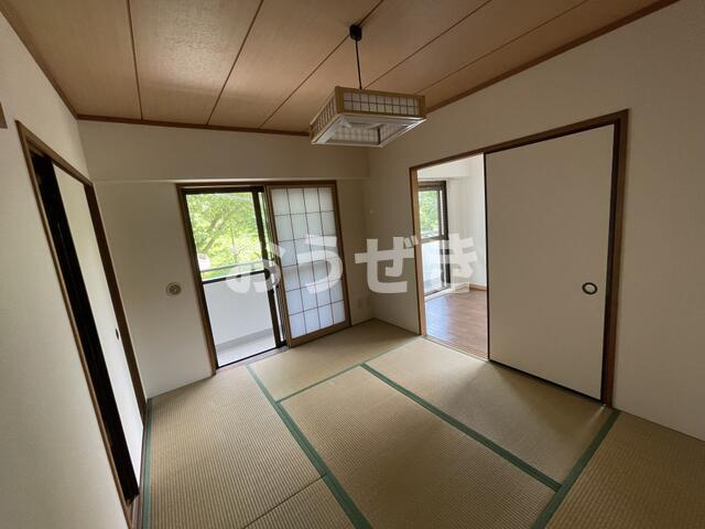 ロイヤルステージ保土ヶ谷第一の和室