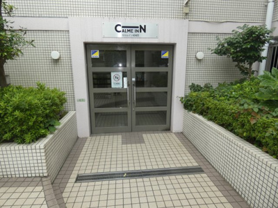 【エントランス】