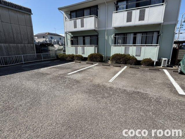 レジデンス464　Ｂ棟の駐車場