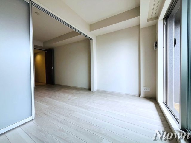 【その他】 | プレサンスジェネ新栄町駅前葵 | こちらのリビングで趣味の時間をお楽しみください