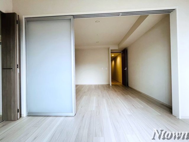 【その他】 | プレサンスジェネ新栄町駅前葵 | こちらのリビングで趣味の時間をお楽しみください