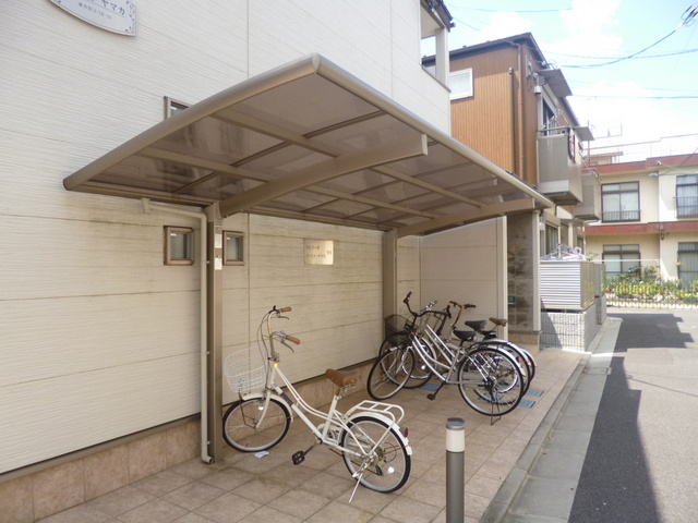 イーストヤマカのその他共用部分|駐輪場あります。