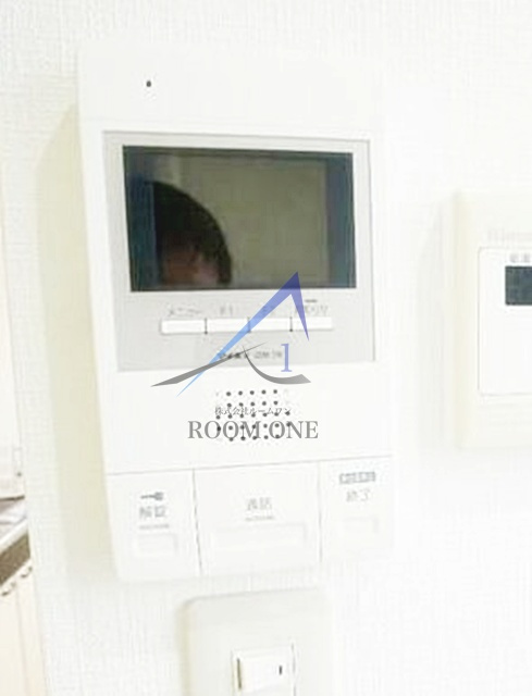 サークルハウス江古田弐番館のセキュリティ|モニター付きインターホンです。