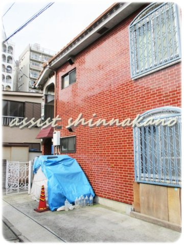 ハイツコウナンのエントランス