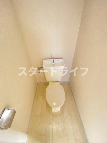 大阪市東淀川区小松４丁目の賃貸マンションのトイレ