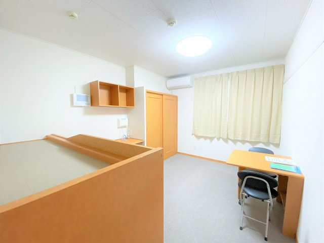 レオパレスみやびの居間・リビング|設備・使用は号室により異なる為、現況を優先いたします。