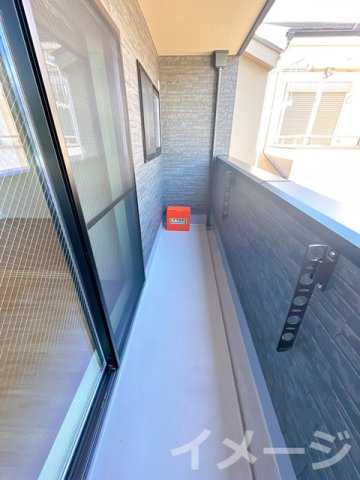 【バルコニー】 | Louis Apartment 吹田東リバーパーク