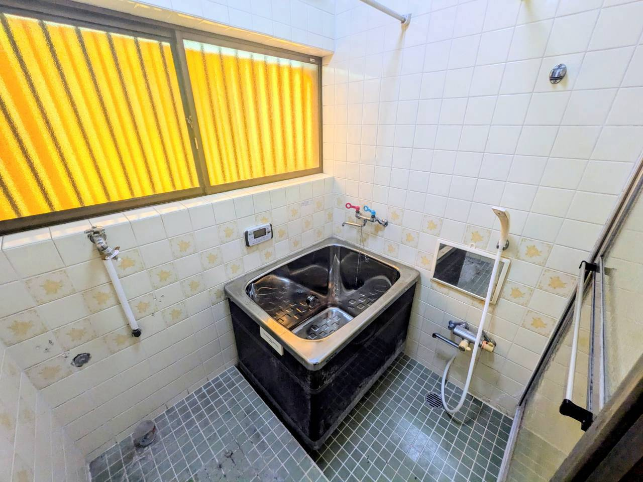 飯能市青木中古戸建の浴室