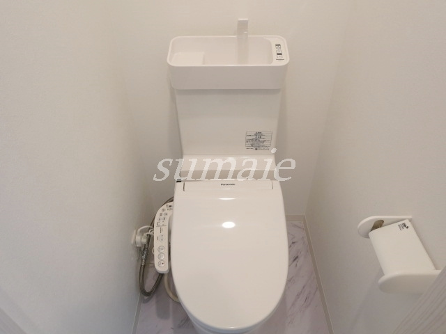 リーブル赤羽のトイレ|嬉しい温水洗浄機能付きトイレです☆