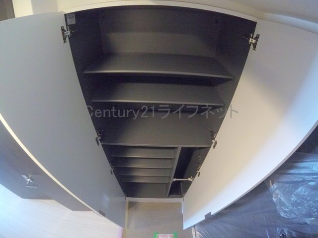 【玄関】 | プレサンス新大阪イオリア