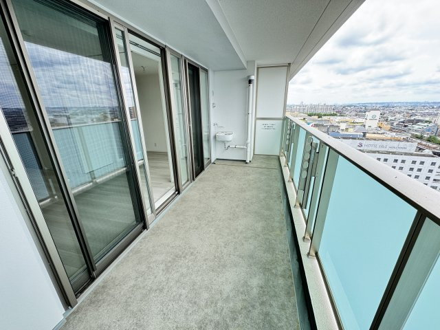 プレミスト昭島モリパークグランのバルコニー|※同建物内の別部屋イメージ写真です。