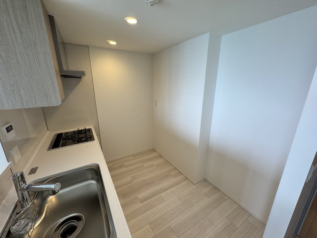 プレミスト昭島モリパークグランのキッチン|※同建物内の別部屋イメージ写真です。