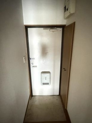 パークサイド小島の玄関