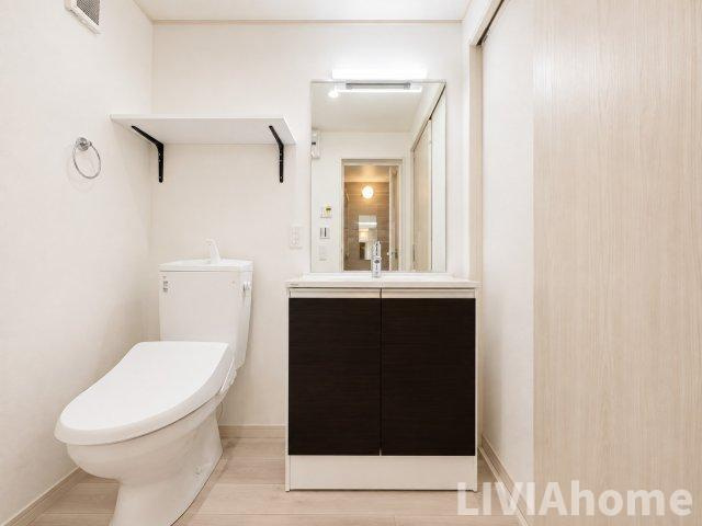 横浜市鶴見区生麦５丁目のアパートの独立洗面台|同シリーズの参考写真です。実際の設備・内装は現況を優先とさせていただきます。
