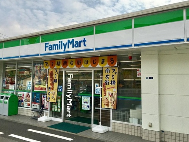 Ｌａ　Ｃｏｕｒ　Ｍｉｙａｋｏ　Ｅａｓｔ　のその他|ファミリーマート南山田三丁目店