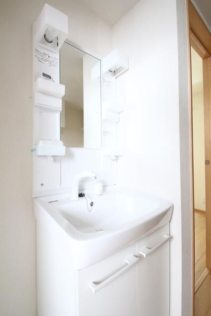 ジェンティーレ三軒茶屋の独立洗面台