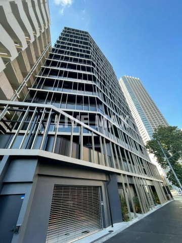 ZOOM新宿御苑前の画像