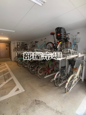 日神デュオステージ浅草三筋の設備|駐輪場