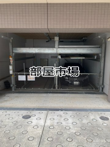 日神デュオステージ浅草三筋の駐車場