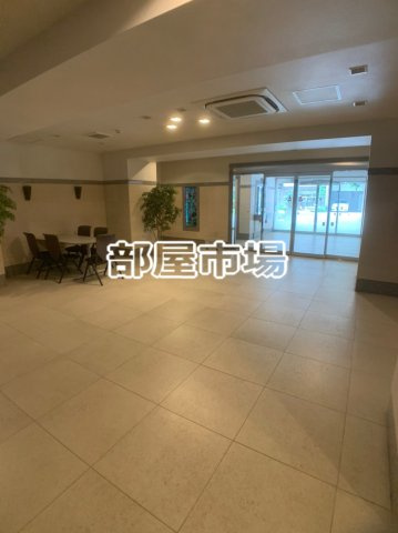 日神デュオステージ浅草三筋のロビー
