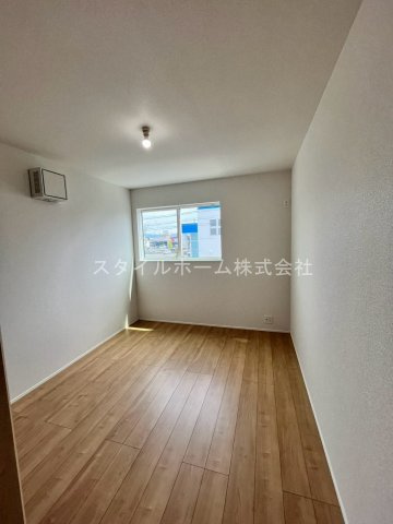 リナージュ下地町４号棟の居間・リビング