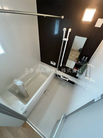 リナージュ下地町４号棟の浴室