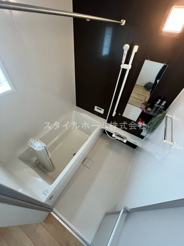リナージュ下地町４号棟の浴室