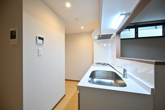 ＣＥＮＴＲＡＬ　ＧＡＲＤＥＮ　ＲＥＳＩＤＥＮＣＥ　ＴＯＫＹＯのキッチン|コンパクトなキッチンで掃除もラクラク