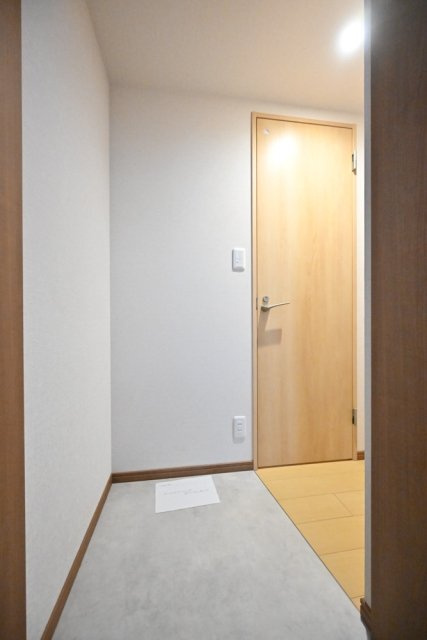 ＣＥＮＴＲＡＬ　ＧＡＲＤＥＮ　ＲＥＳＩＤＥＮＣＥ　ＴＯＫＹＯの玄関|毎日通る玄関はこちらです