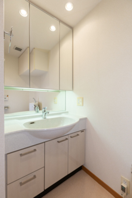 アゼリアテラス新宿の洗面所|※写真は同タイプ住戸です。