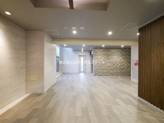 レオンコンフォート上本町のロビー