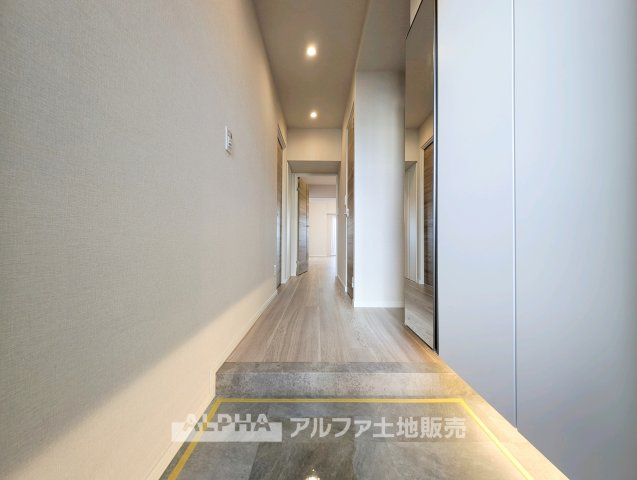 フォレスト国立の玄関