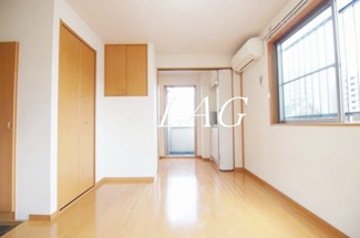 【居間・リビング】 | アダージョ | 洋室のお部屋です。