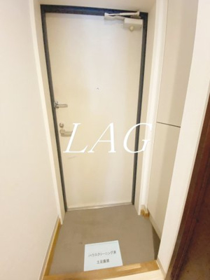 【玄関】 | アクシーズグランデ高鼻町 | 玄関です。