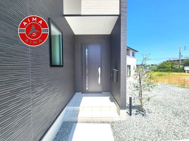 福岡市西区今津第1-1棟（1号棟）の玄関|おでかけの時も帰った時も、「我が家」を最初に感じでもらえる素敵な空間に。