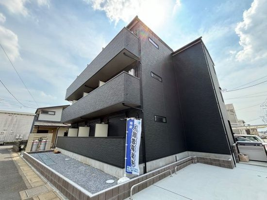 ソレイユ西大宮の外観