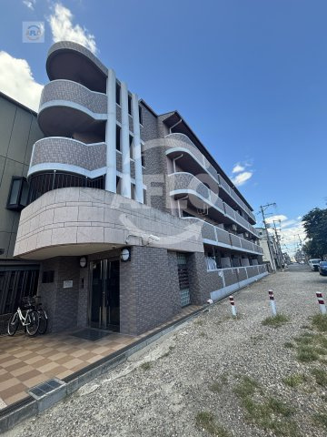 カーサファミールの外観
