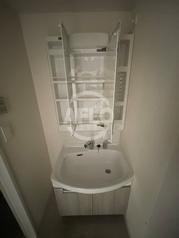SHOKEN Residence大阪都島の独立洗面台|SHOKEN Residence OSAKA MIYAKOJIMA　独立洗面台