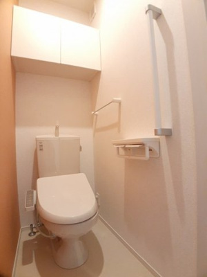 【トイレ】 | リヴィエール　ワカ | コンパクトで使いやすいトイレです