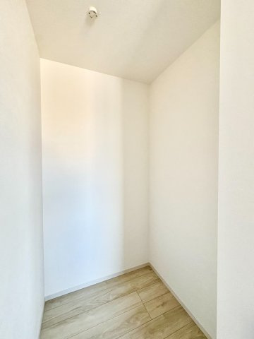 《仲介手数料半額》坂戸市柳町5期　1号棟の収納|WIC