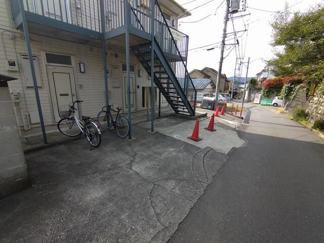 ハイツマルチーノの駐車場