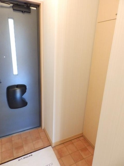 ビレッジ北久保 C棟の玄関|玄関