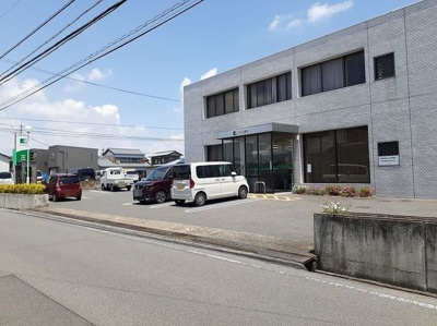 【周辺】 | ショコラたるさか　Ｂ | 三十三銀行西阿倉川支店まで1300m